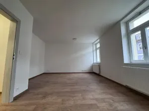 Pronájem bytu 2+kk, Praha - Střešovice, Na Petynce, 44 m2