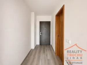 Pronájem bytu 1+kk, Hradec Králové, Pod Zámečkem, 27 m2