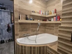 Prodej bytu 2+1, Chomutov, Holešická, 62 m2