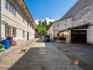 Prodej atypického bytu, Blansko, nám. Svobody, 309 m2