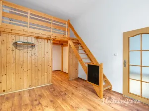 Pronájem bytu 2+kk, Praha - Žižkov, Bořivojova, 49 m2