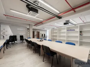 Prodej kanceláře, Brno, Pražákova, 211 m2