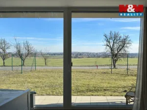 Pronájem bytu 1+kk, Jinočany, Pod Tratí, 39 m2