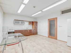 Prodej skladu, Bělotín, 1029 m2