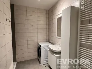 Prodej bytu 2+kk, Žirovnice, Havlíčkovo náměstí, 41 m2