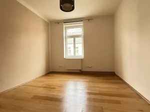 Pronájem bytu 3+1, Praha - Břevnov, Na Petynce, 65 m2