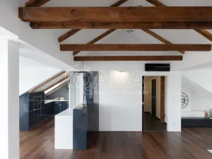 Pronájem bytu 4+kk, Praha - Vršovice, Bělocerkevská, 146 m2