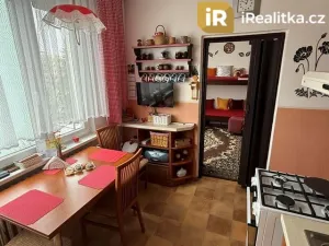 Prodej bytu 3+1, Jičín - Valdické Předměstí, Pod lipami, 72 m2