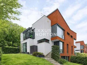 Prodej vily, Praha - Dejvice, V Šáreckém údolí, 285 m2