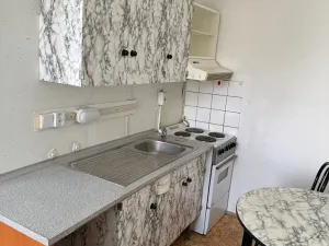 Pronájem bytu 1+kk, Chlumec, Vyklická, 33 m2