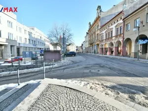 Pronájem bytu 1+1, Nová Paka, Masarykovo náměstí, 50 m2