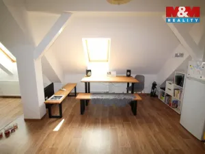 Pronájem bytu 2+kk, Hradec Králové, Tylovo nábřeží, 68 m2