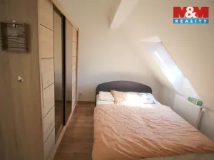 Pronájem bytu 2+kk, Hradec Králové, Tylovo nábřeží, 68 m2