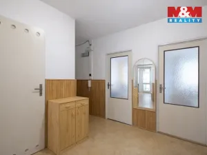 Prodej bytu 3+1, Praha - Vinoř, Uherská, 70 m2