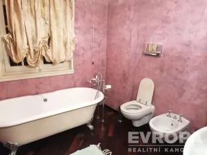 Pronájem vily, Corsanico, Itálie, Via di Casesi, 200 m2