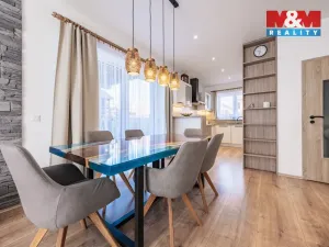 Prodej rodinného domu, Struhařov, V Domcích, 254 m2