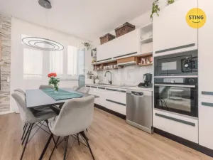 Prodej bytu 3+kk, Pardubice, Sladkovského, 77 m2