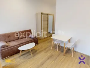 Pronájem bytu 1+kk, Zlín, Lorencova, 26 m2