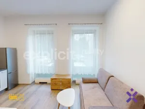 Pronájem bytu 1+kk, Zlín, Lorencova, 26 m2