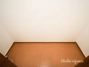 Pronájem bytu 1+kk, Brno - Žebětín, Chudčická, 30 m2