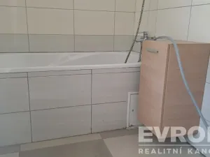 Pronájem bytu 3+kk, Mšeno, Mělnická, 41 m2