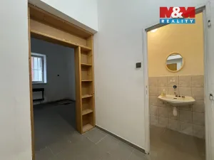 Pronájem kanceláře, Chrudim - Chrudim II, Široké schody, 31 m2