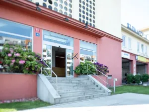 Pronájem obchodního prostoru, Praha, Počernická, 330 m2