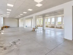 Pronájem skladu, Praha, Počernická, 400 m2