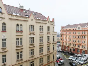 Pronájem bytu 3+kk, Praha - Vršovice, Bulharská, 67 m2