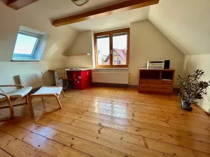 Pronájem rodinného domu, Praha - Horní Počernice, Běchorská, 145 m2