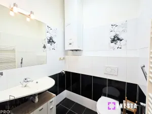 Pronájem bytu 2+1, Praha - Nusle, náměstí Generála Kutlvašra, 57 m2