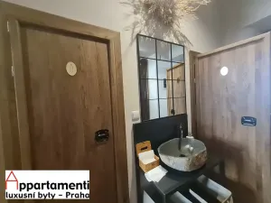 Pronájem restaurace, Praha - Staré Město, Veleslavínova, 150 m2