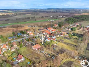 Prodej pozemku pro bydlení, Sezemice - Veská, 1150 m2