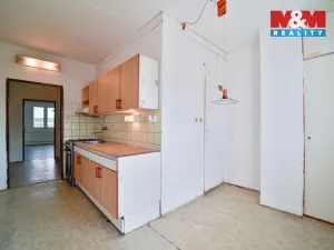 Prodej bytu 2+1, Plzeň - Doubravka, Hrádecká, 63 m2