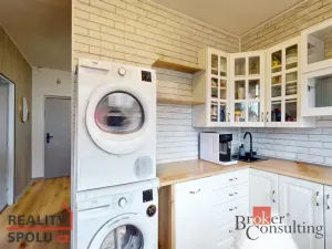 Prodej bytu 2+1, Chomutov, Vrchlického, 55 m2