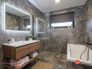 Prodej rodinného domu, 1639 m2