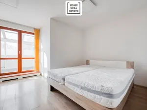 Prodej bytu 3+kk, Praha - Libeň, Nad Rokoskou, 77 m2