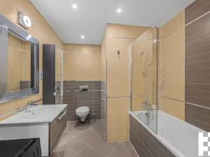 Pronájem bytu 2+kk, Praha - Žižkov, Olšanská, 52 m2