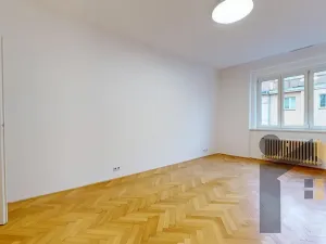 Pronájem bytu 2+1, Praha - Smíchov, Moulíkova, 79 m2