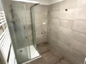 Pronájem bytu 1+kk, Praha - Libeň, U Rokytky, 39 m2