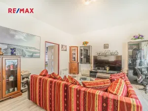 Prodej vícegeneračního domu, Cítoliby, Lounská, 300 m2