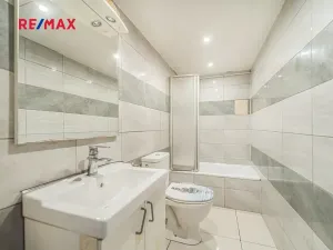 Prodej vícegeneračního domu, Cítoliby, Lounská, 300 m2