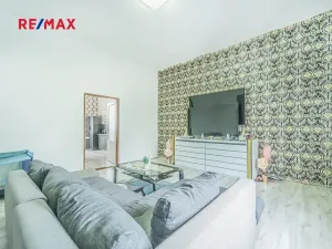 Prodej vícegeneračního domu, Cítoliby, Lounská, 300 m2