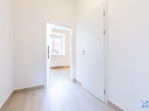 Pronájem bytu 1+1, Praha - Libeň, Kurta Konráda, 34 m2