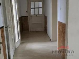 Prodej bytu 4+1, Opava - Předměstí, Dostojevského, 92 m2