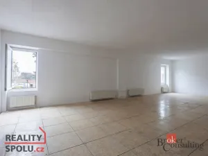 Pronájem kanceláře, Benešov, 190 m2