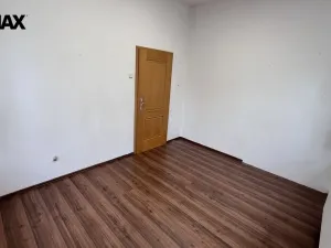 Pronájem kanceláře, Pelhřimov, Krasíkovická, 70 m2