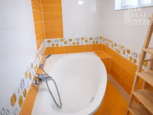 Prodej rodinného domu, Hovorany, 328 m2