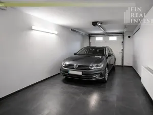 Prodej rodinného domu, Hovorany, 328 m2