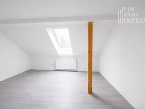 Prodej rodinného domu, Hovorany, 328 m2